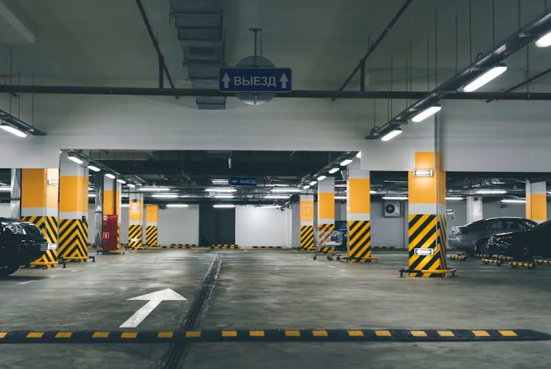 Otoparklar ve Garajlar